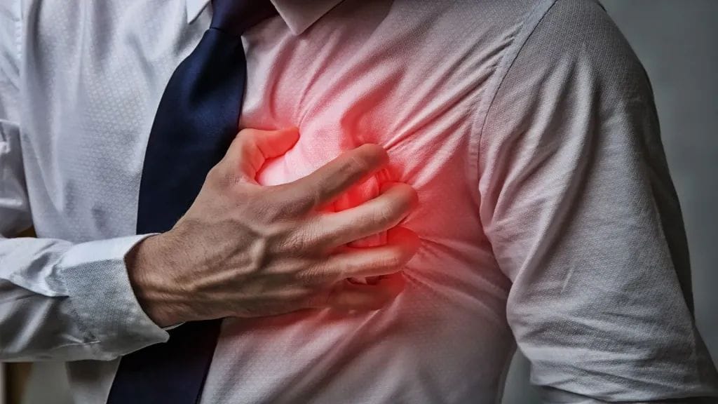 علاج جلطة القلب