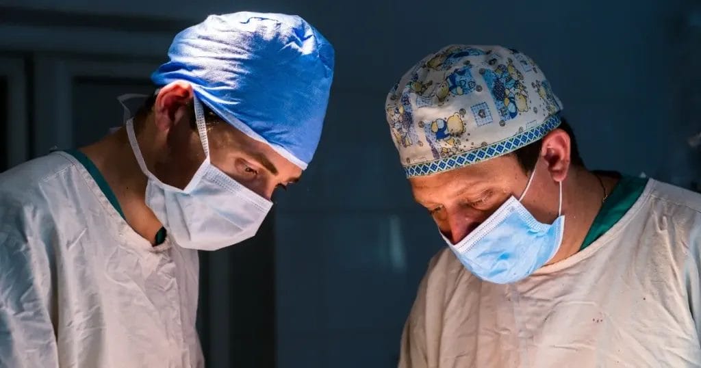 حالات شفيت من ارتجاع الصمام الأورطي